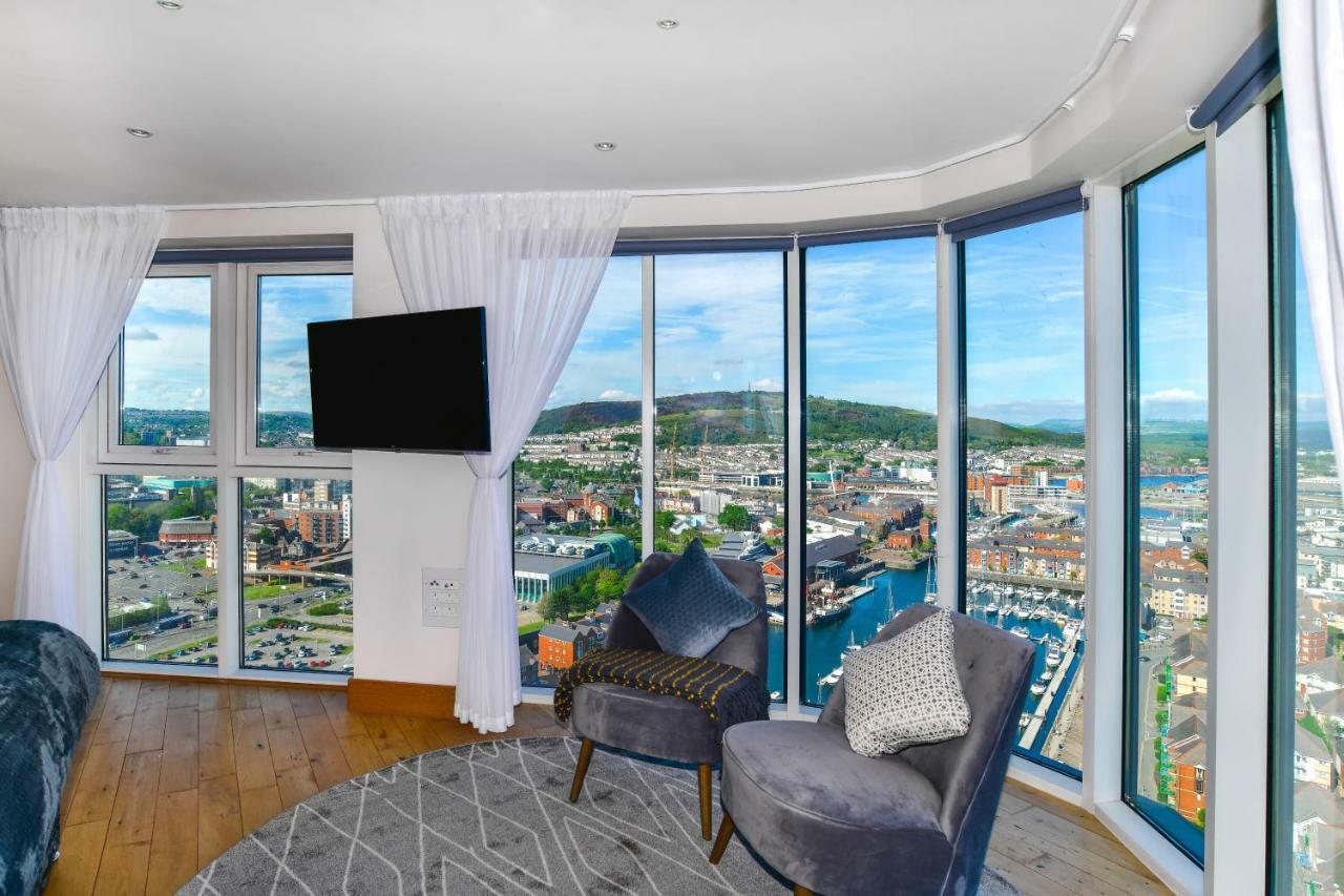 Just Stay Wales - Meridian Quay Penthouses Swansea Zewnętrze zdjęcie