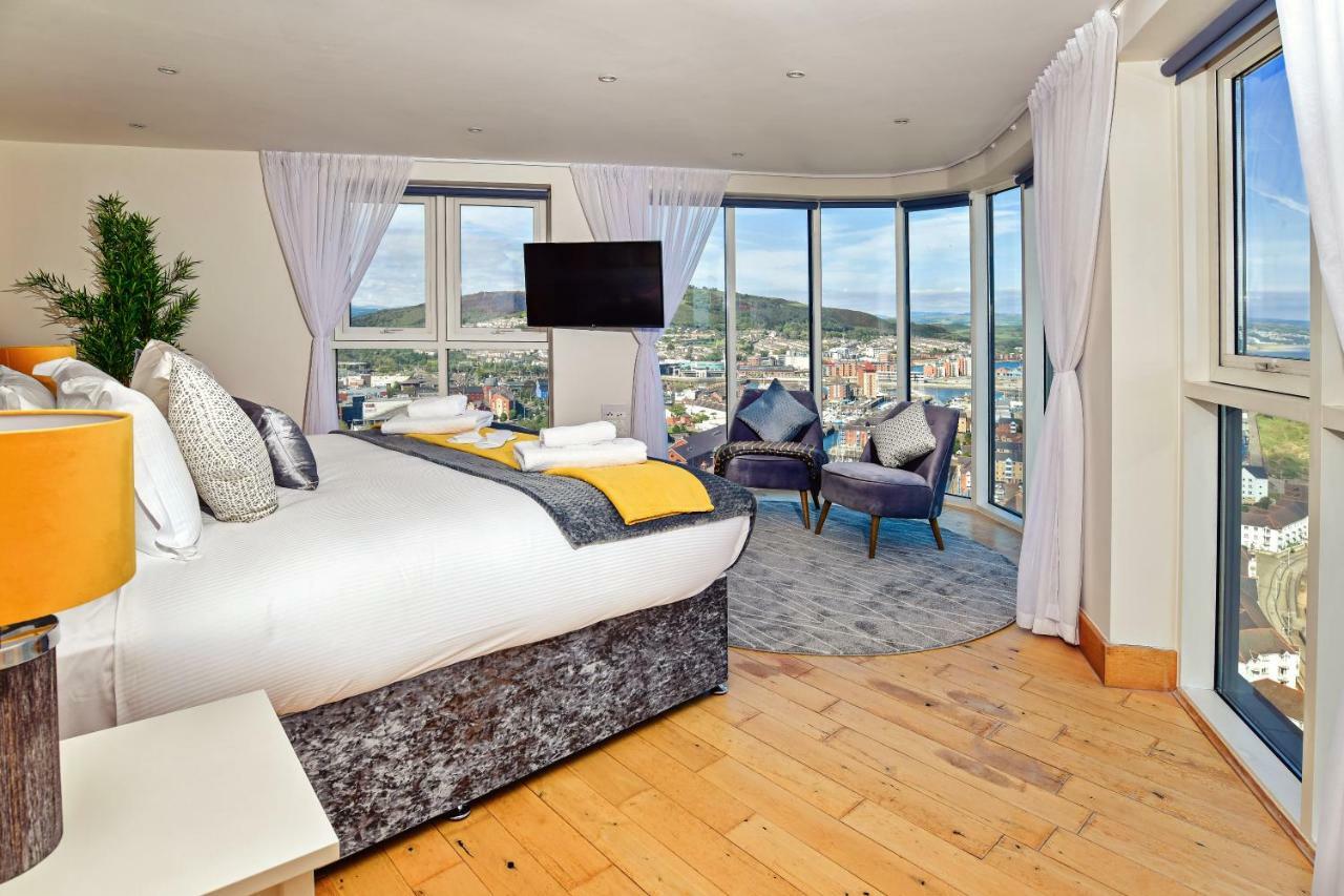 Just Stay Wales - Meridian Quay Penthouses Swansea Zewnętrze zdjęcie