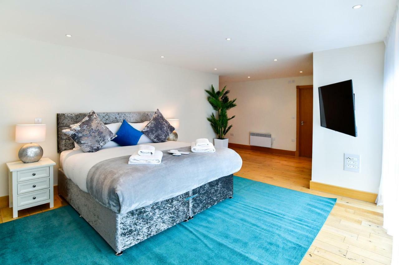 Just Stay Wales - Meridian Quay Penthouses Swansea Zewnętrze zdjęcie