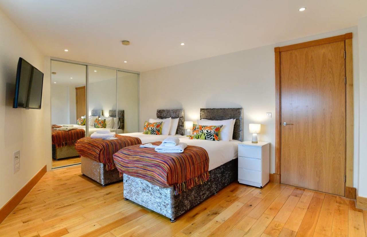 Just Stay Wales - Meridian Quay Penthouses Swansea Zewnętrze zdjęcie